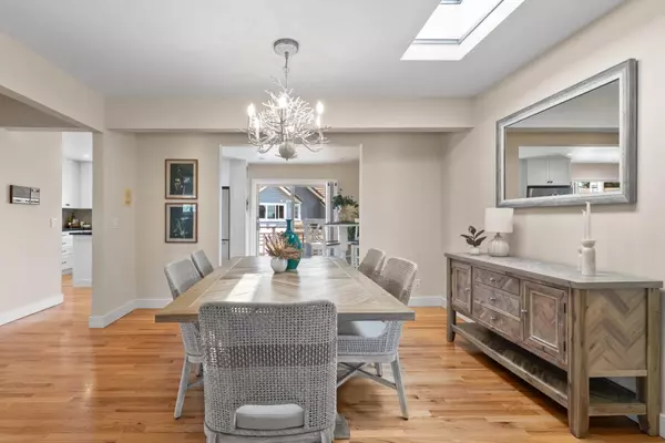 Santa Cruz, CA 95062,152 Frederick ST