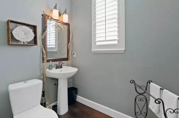 Santa Cruz, CA 95060,209 Fieldcrest LN