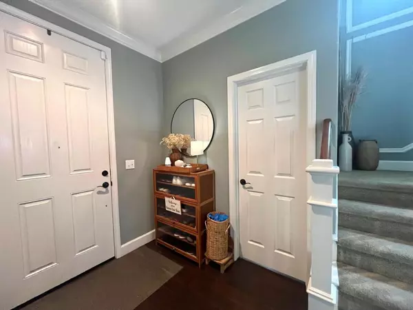 Santa Cruz, CA 95060,209 Fieldcrest LN