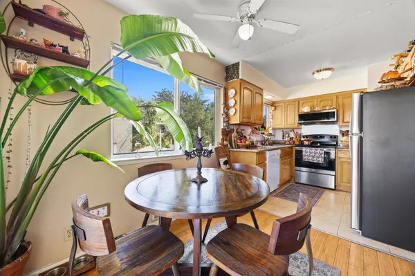 Burlingame, CA 94010,23 El Camino Real