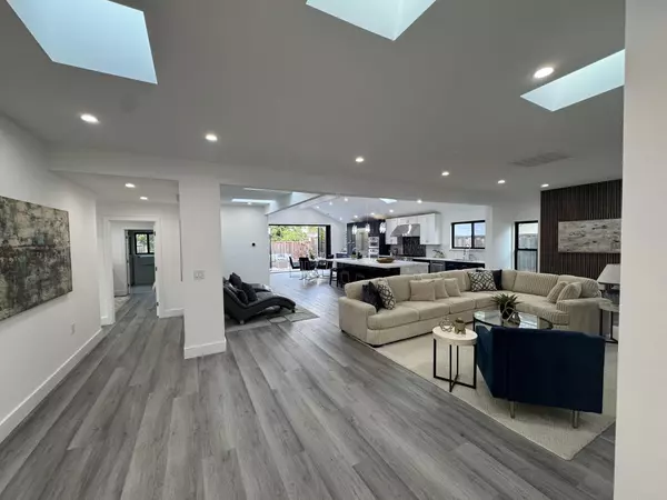 San Jose, CA 95148,3211 Pentland CT