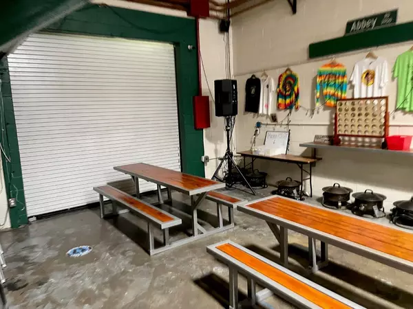 Sacramento, CA 95822,4330 24th ST