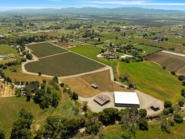 804 Comstock RD, Hollister, CA 95023