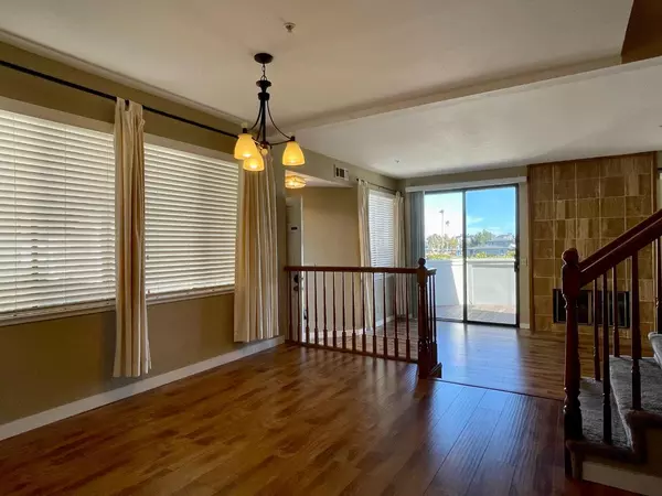 San Mateo, CA 94404,2157 Vista Del Mar