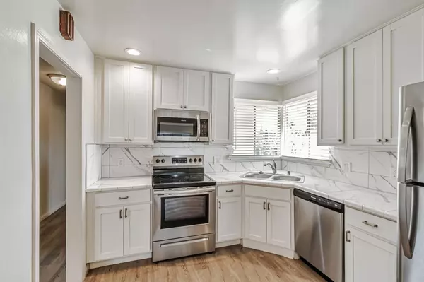 San Jose, CA 95118,1267 Hillsdale AVE