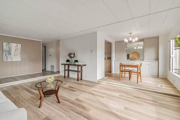 Mountain View, CA 94043,1075 Space Park WAY 301