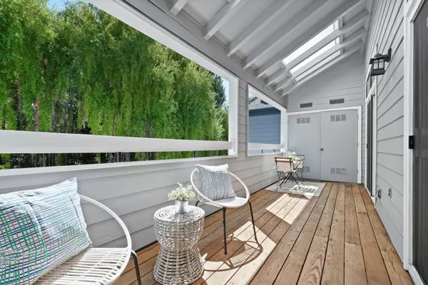 1735 Parkview Green CIR, San Jose, CA 95131