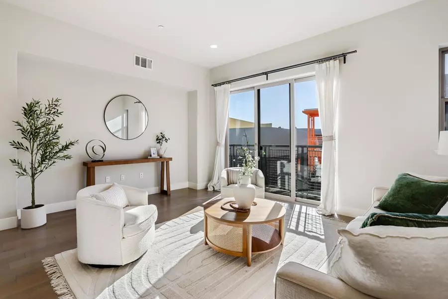 1777 Hazelnut LN, Milpitas, CA 95035