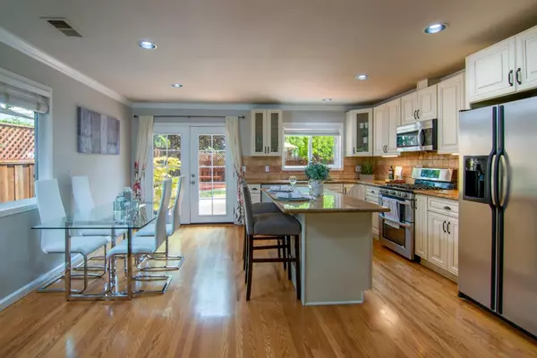 5774 Lilac Blossom LN, San Jose, CA 95124