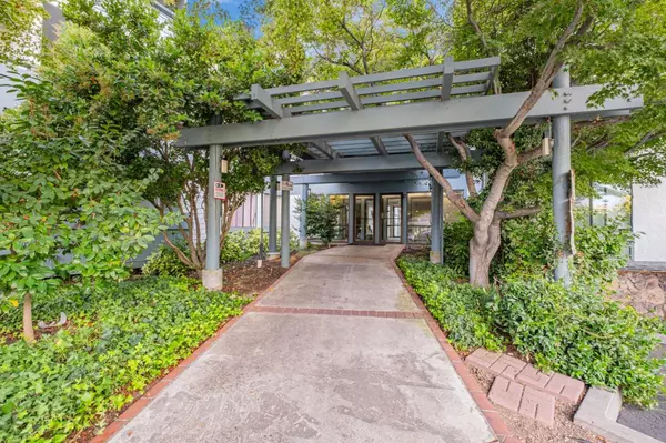 40425 Chapel WAY 214, Fremont, CA 94538