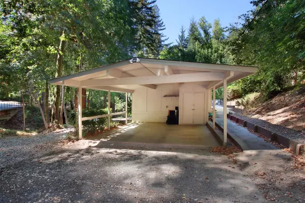 Boulder Creek, CA 95006,15715 Forest Hill DR