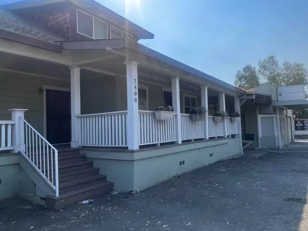Sacramento, CA 95826,7400 Folsom BLVD