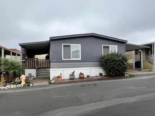 99 Sincero 99, Watsonville, CA 95076