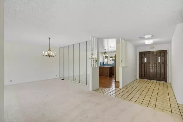 Santa Cruz, CA 95065,213 Waugh AVE