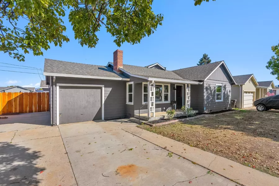 1226 Monroe ST, Salinas, CA 93906