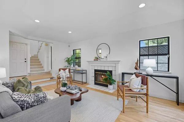 Campbell, CA 95008,408 Darryl DR