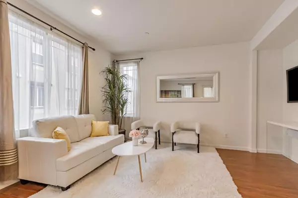 Milpitas, CA 95035,1103 Vida Larga LOOP