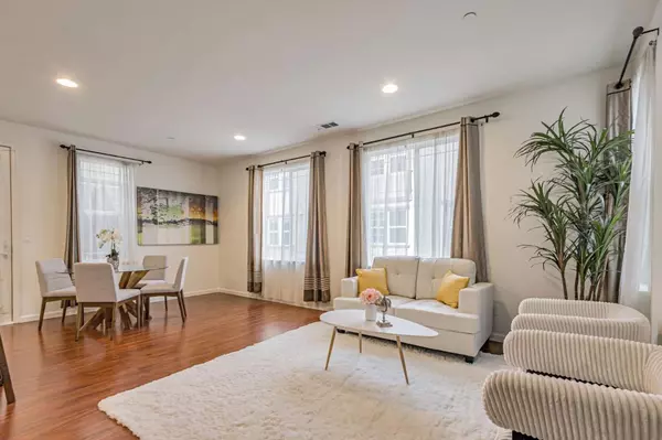 Milpitas, CA 95035,1103 Vida Larga LOOP