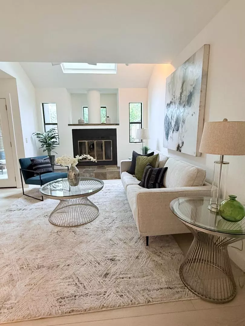 Mountain View, CA 94042,421 Sierra Vista Ave 9