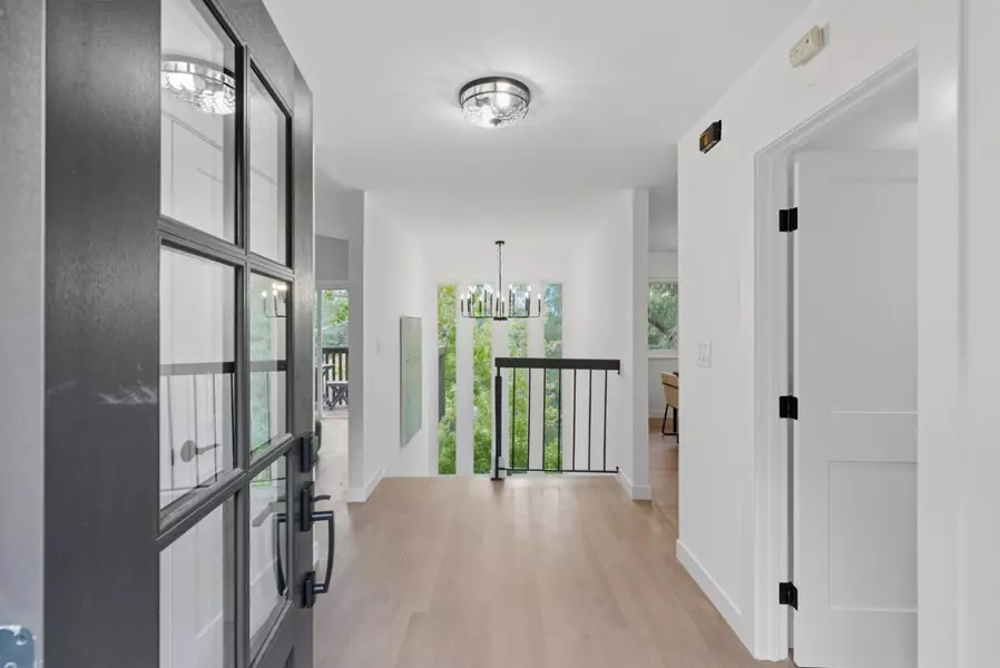 171 Exeter AVE, San Carlos, CA 94070