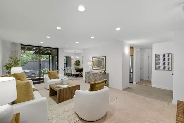 Mountain View, CA 94043,2000 Rock ST 7