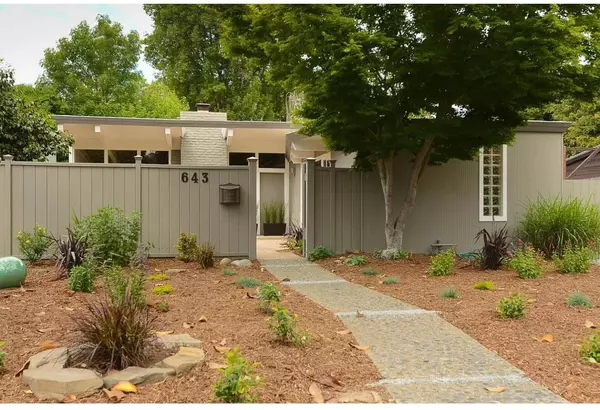 Palo Alto, CA 94303,643 Wildwood LN