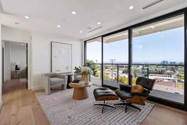 Belmont, CA 94002,905 South RD