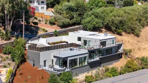 Belmont, CA 94002,905 South RD