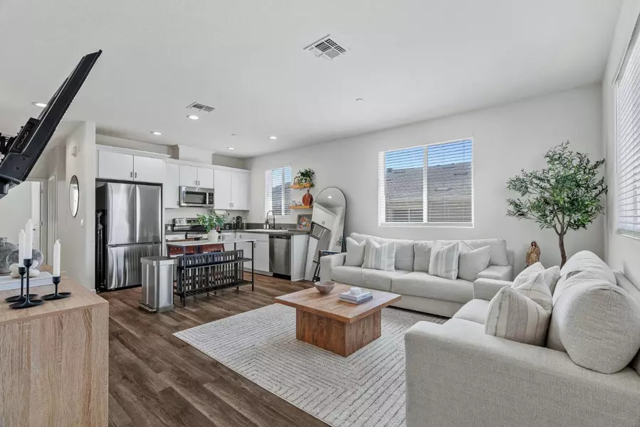 1278 San Antonio ST, Soledad, CA 93960