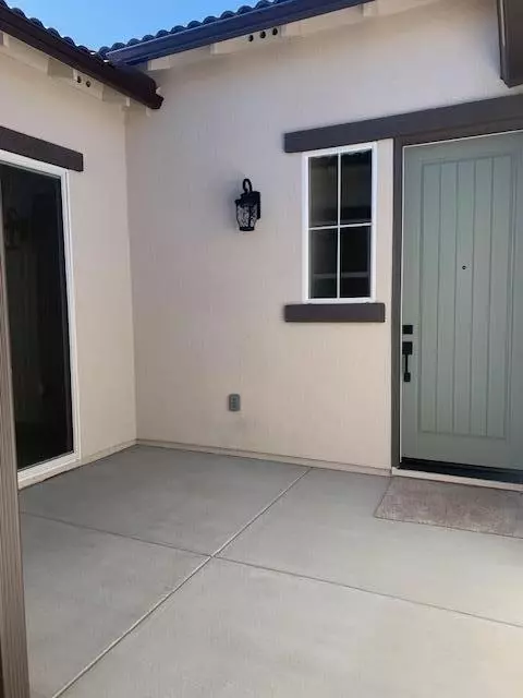 Marina, CA 93933,3077 Arroyo DR