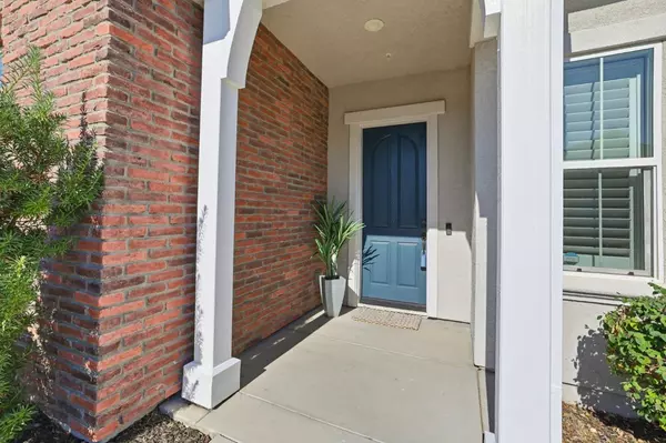 Morgan Hill, CA 95037,18664 White Moon DR