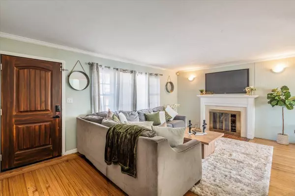 Oakland, CA 94605,9401 Castlewood ST