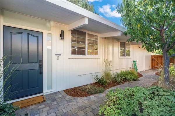 Mountain View, CA 94043,2474 Alvin ST