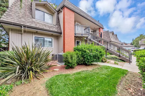 San Jose, CA 95121,3326 Shadow Park PL