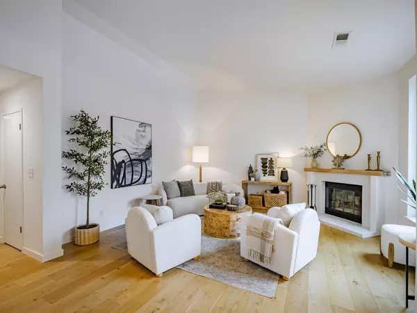 Aptos, CA 95003,297 Bonefish CT