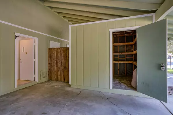 Davis, CA 95616,1206-1208 J ST