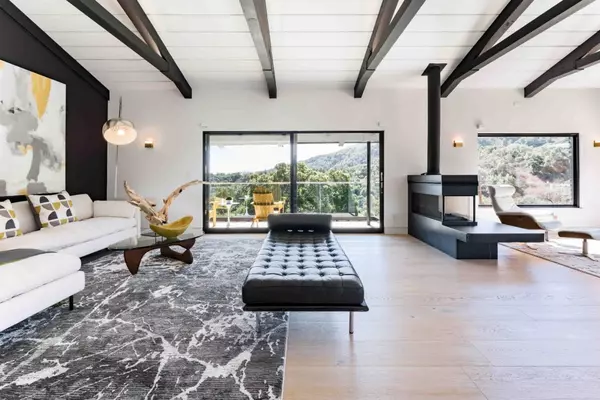 Los Altos Hills, CA 94024,10495 Albertsworth LN