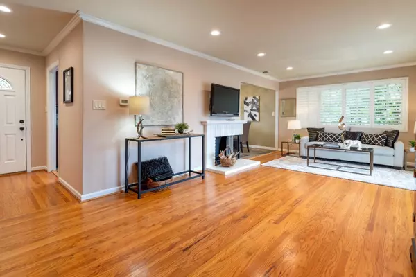 Santa Clara, CA 95051,695 Cupples CT