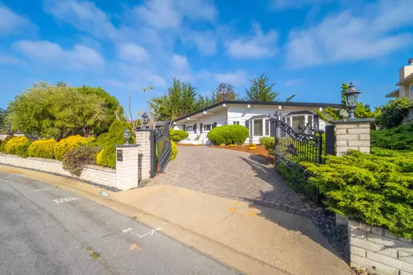 Carmel, CA 93923,25601 Carmel Knolls DR