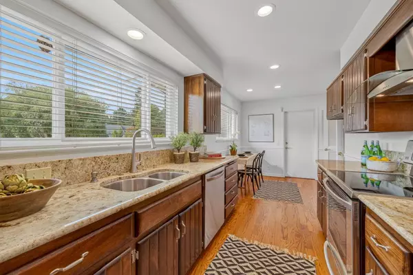 Carmel, CA 93923,25601 Carmel Knolls DR