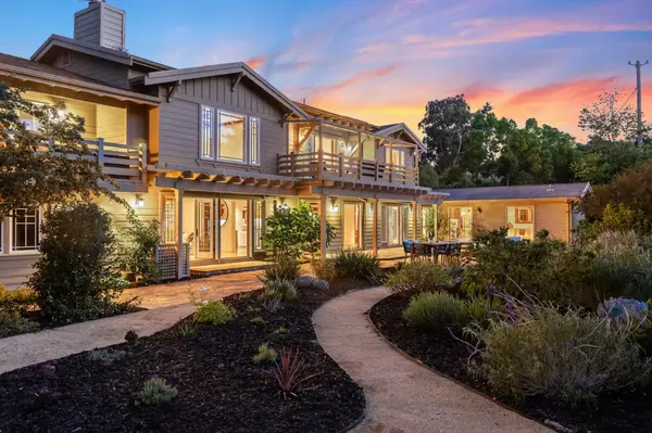 13961 Fremont Pines LN, Los Altos Hills, CA 94022