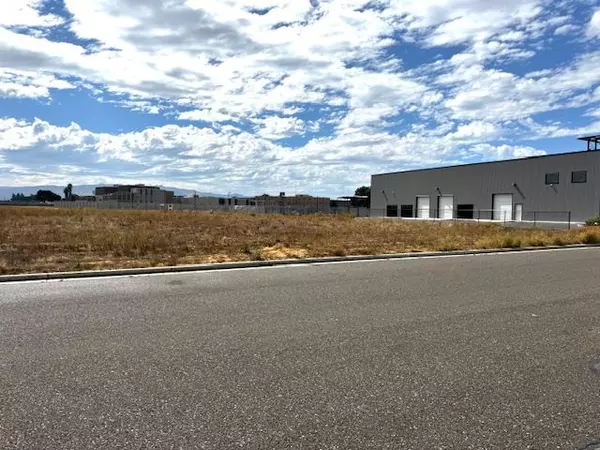 Hollister, CA 95023,1930 Airway DR