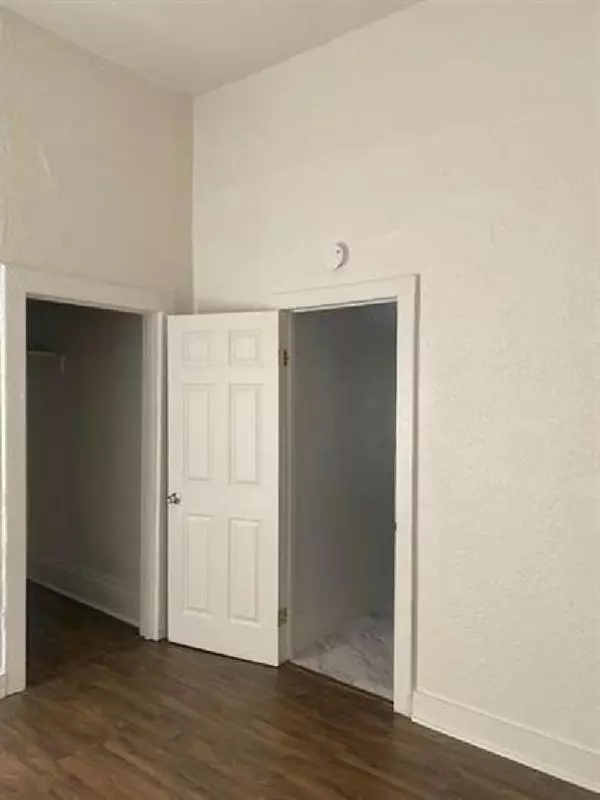 Stockton, CA 95202,111 W Poplar ST