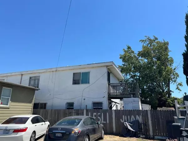 Oakland, CA 94621,8707 A ST
