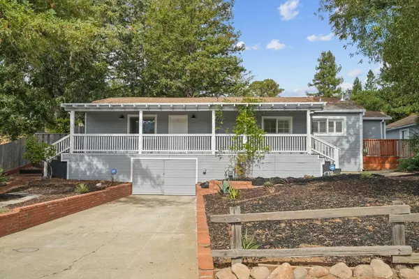 Woodside, CA 94062,789 Canada RD