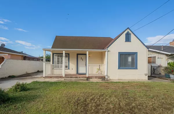 Greenfield, CA 93927,215 10th ST