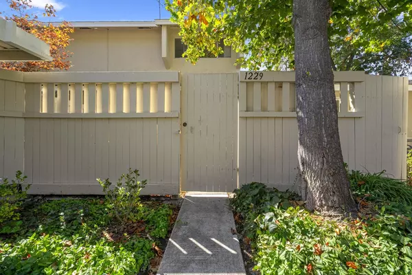1229 Picasso DR, Sunnyvale, CA 94087