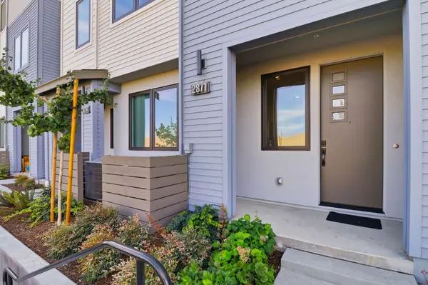 2871 Josephine LN, Palo Alto, CA 94303