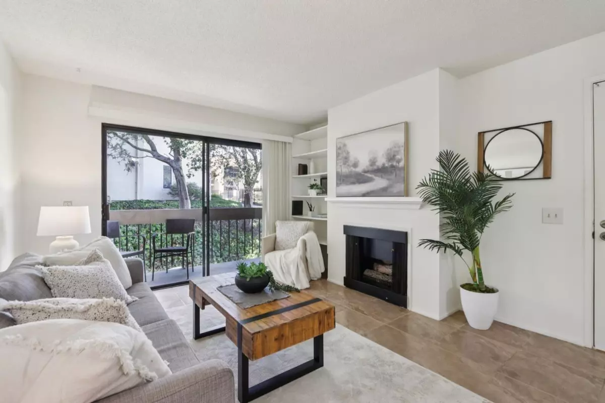 Monterey, CA 93940,4205 Golden Oaks LN