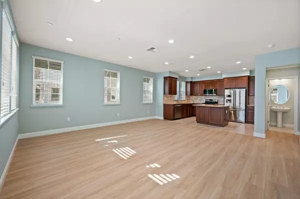 Milpitas, CA 95035,315 Wild Rose WAY